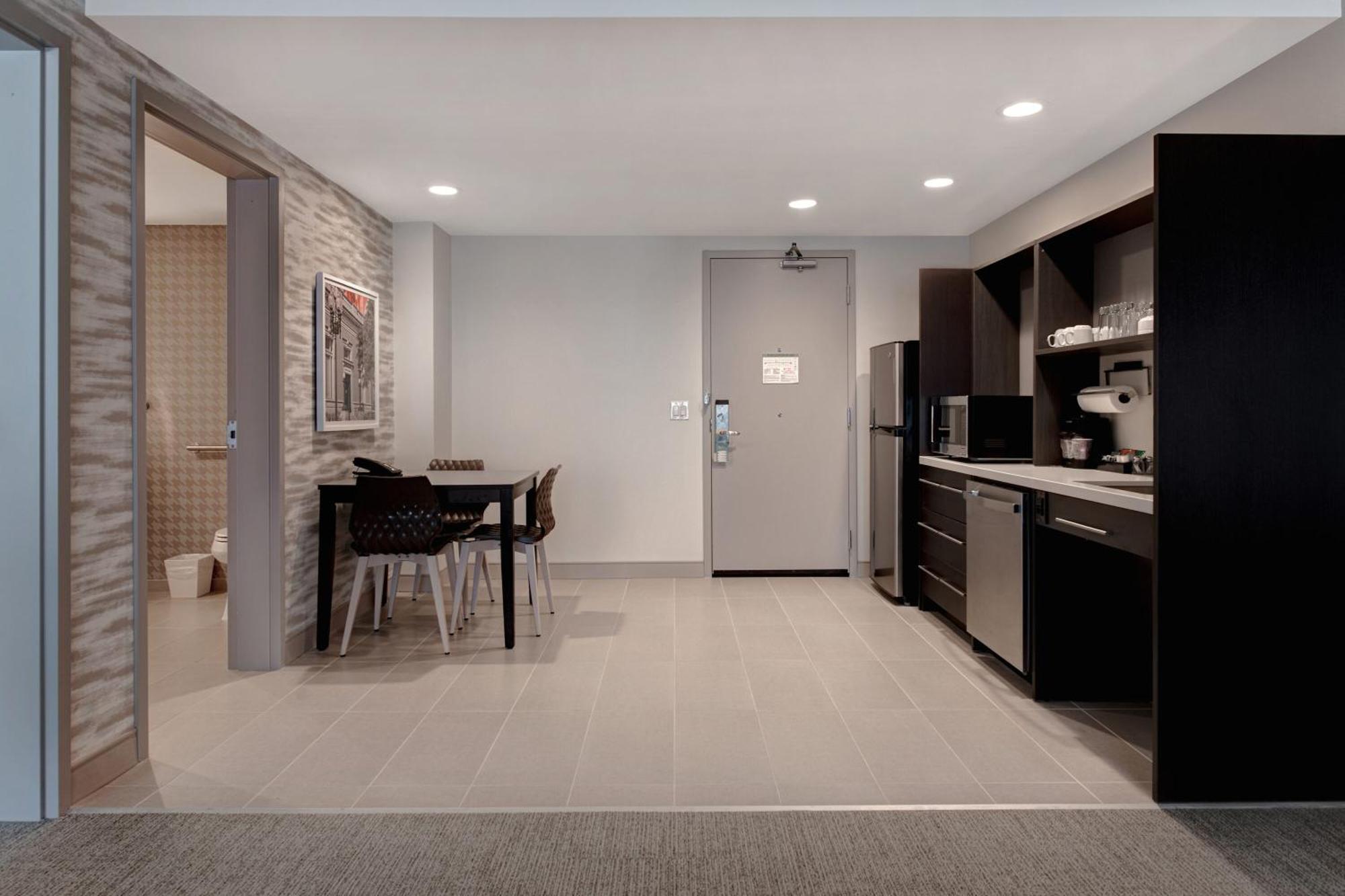 Home2 Suites By Hilton North Hotel Fayetteville